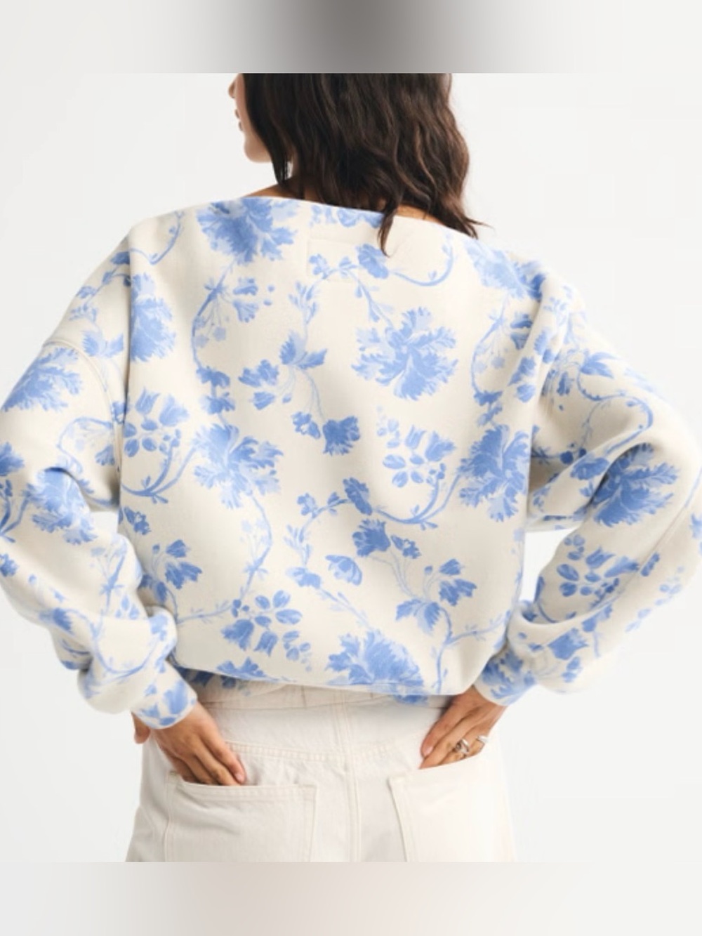 Abercrombie Sunday Slash Cream Top with Blue Floral Print - size medium - Picture 2 of 8
